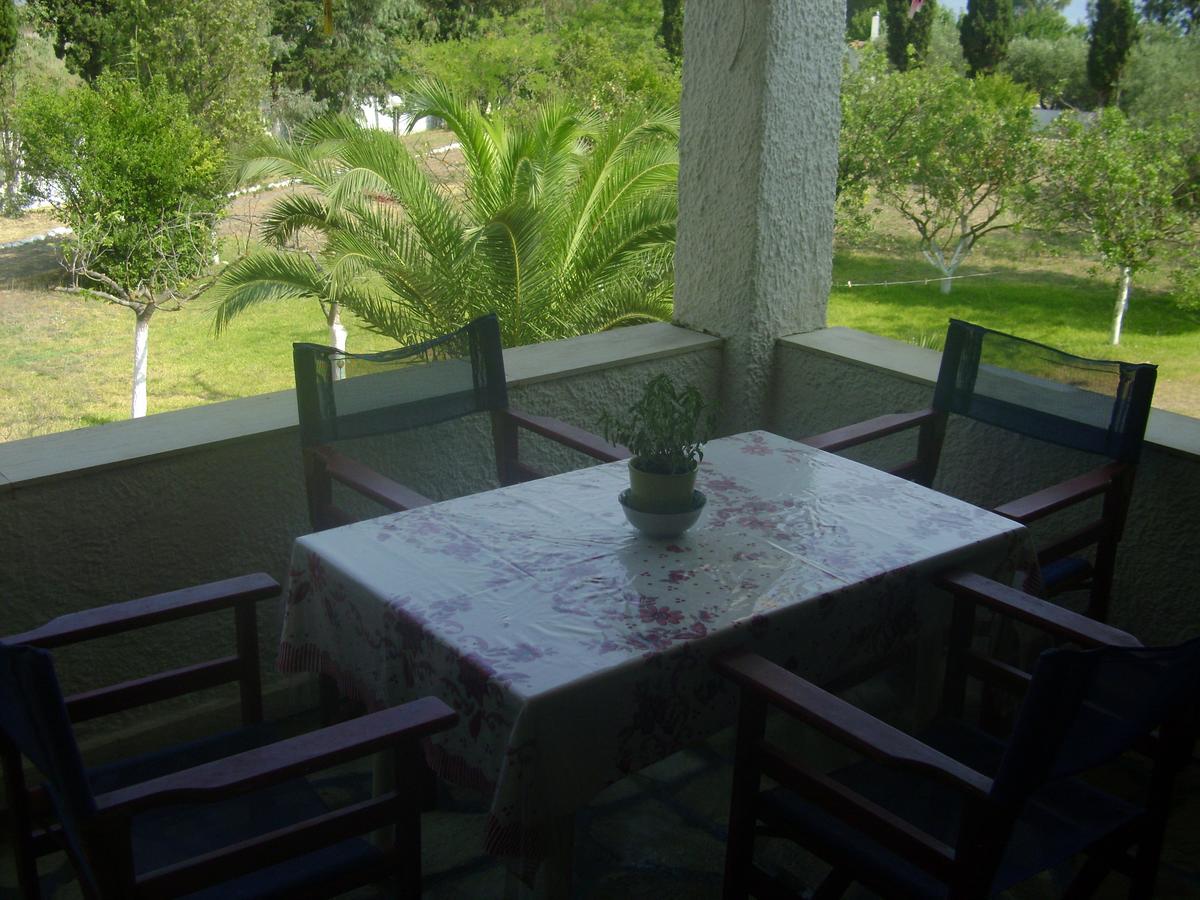 Villa Zoi Thronion Exterior foto